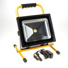 VETEC BOUWLAMP LED OPLAADBAAR 50W DIMB KLASSE III 950-4100LUMEN