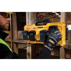 12V/18V/54V XR FLEXVOLT 4-POORT SNELLADER