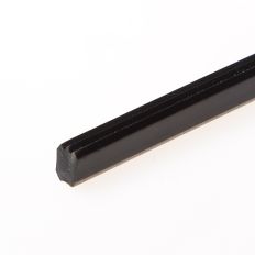 INLEG TRAPSTRIP KUNSTSTOF MET I-PROFIEL ZWART 8 X 11MM