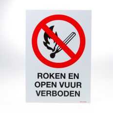 BORD ROKEN EN OPEN VUUR VERBODEN