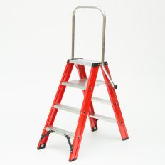 MAGAZIJNTRAP MAGNUS, MET BEUGEL, 2X4 TREDEN
