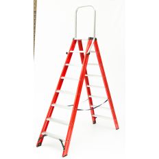 MAGAZIJNTRAP MAGNUS, MET BEUGEL, 2X8 TREDEN